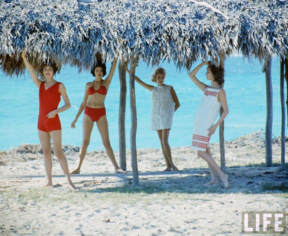 Inspiration: Beach Fashion in the 1950s - Ultra Swank